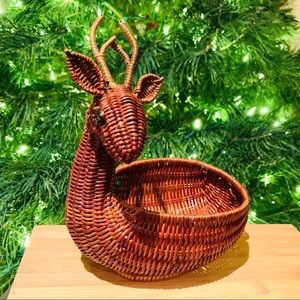 m e r r y :: Vintage Wicker Reindeer Planter Basket Box‎ Christmas